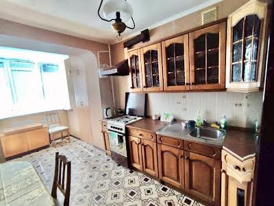 квартира по адресу Анны Ахматовой ул., 7/15