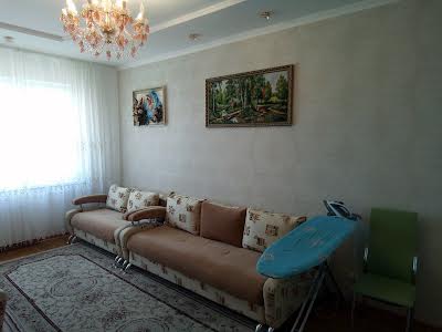 квартира за адресою Миколи Лаврухіна вул., 6