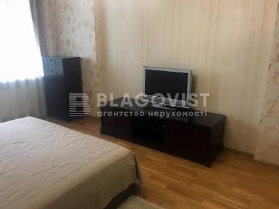 квартира по адресу Львовская ул., 22