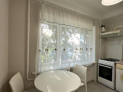 квартира по адресу Бусловская ул., 20