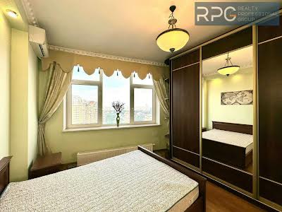 квартира за адресою Старонаводницька вул., 13