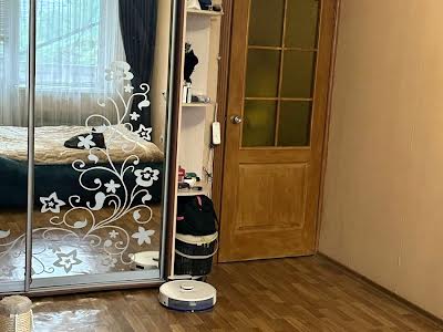 квартира за адресою Тракторобудівників просп., 77