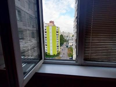 квартира за адресою Миколи Лаврухіна вул., 11