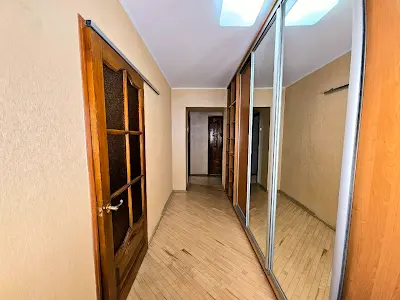 квартира за адресою Андрія Верхогляда вул. (Михайла Драгомирова), 2