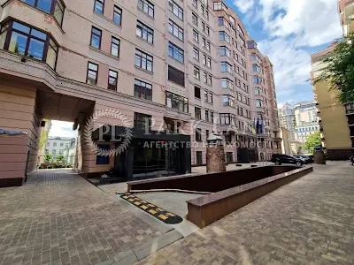 квартира за адресою Київ, Пирогова вул., 6-А