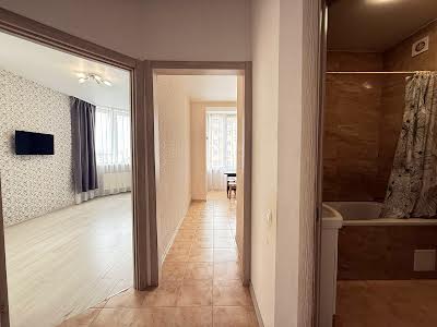 квартира за адресою Боголюбова вул., 36