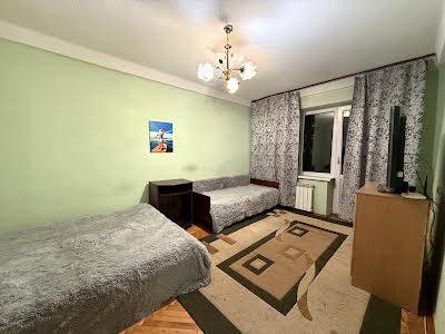 квартира за адресою Ірини Бекешкіної вул. (Генерала Карбишева), 10