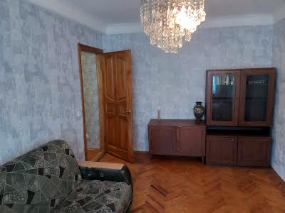 квартира за адресою Донецька вул., 3