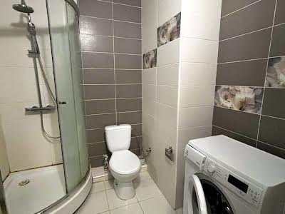 квартира за адресою Ованеса Туманяна вул., 3