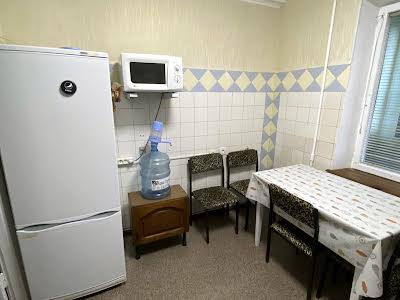 квартира за адресою Миколи Міхновського бульв. (Дружби Народів), 3-Б