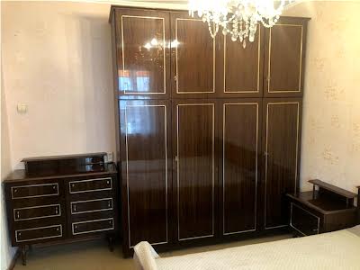 квартира за адресою Академіка Заболотного вул., 42