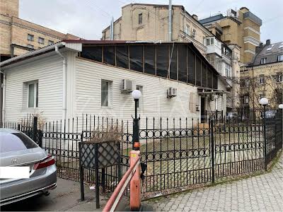 коммерческая по адресу Саксаганского ул., 38А