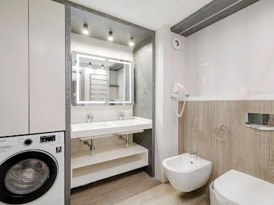 квартира за адресою Регенераторна вул., 4