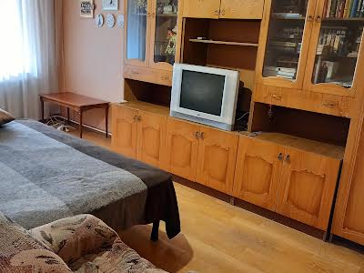 квартира за адресою Бориса Гмирі вул., 9-А