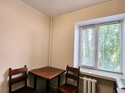 квартира по адресу Строителей ул., 8