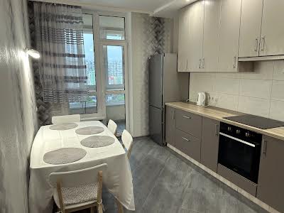 квартира за адресою Каховська вул., 62