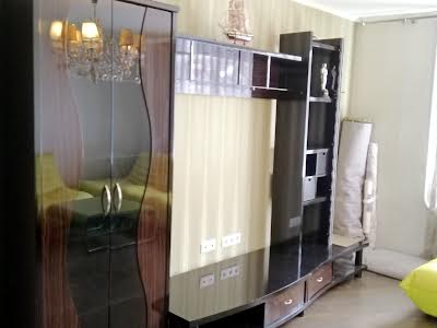 квартира за адресою Верховинна вул., 82
