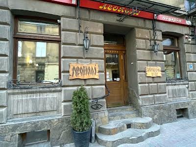 комерційна за адресою Михайла Туган-Барановського вул., 4