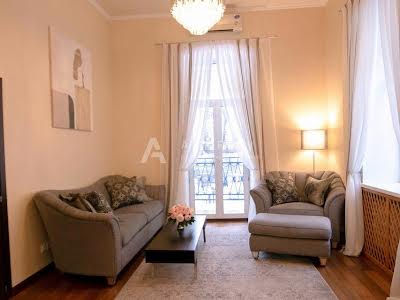 квартира за адресою Лютеранська вул., 6