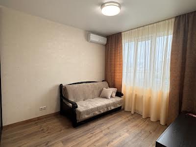 квартира за адресою Архітектора Вербицького вул., 1-В