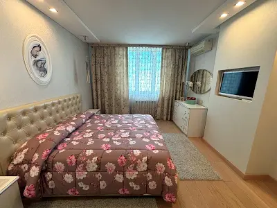 квартира за адресою Срібнокільська вул., 1