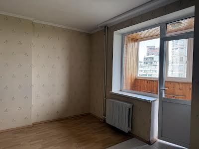 квартира за адресою Миколи Амосова вул., 4