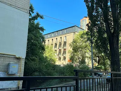 квартира по адресу Василия Тютюнника ул. (Анрі Барбюса), 13