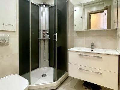 квартира за адресою Тополева вул., 5