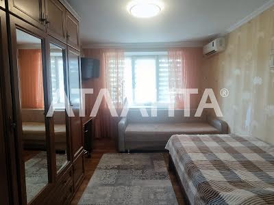 квартира за адресою Капітана Кузнєцова вул., 74