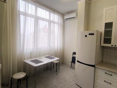 квартира за адресою Урлівська вул., 23