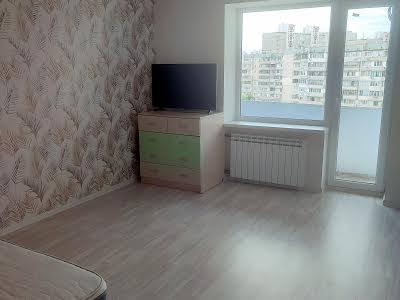 квартира за адресою Ревуцького вул., 27
