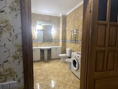 квартира по адресу Старонаводницкая ул., 13-А