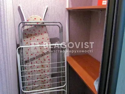 квартира за адресою Любомира Гузара просп. (Космонавта Комарова), 28