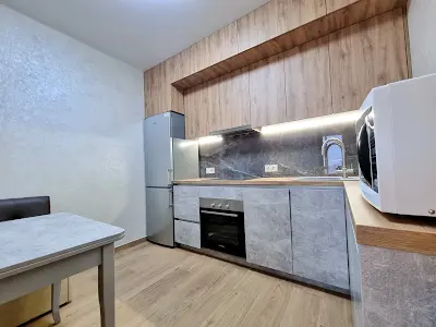 квартира за адресою Любомира Гузара просп. (Космонавта Комарова), 15а