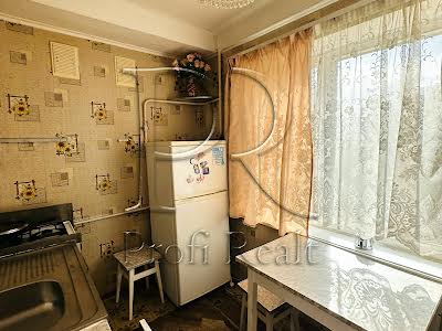 квартира за адресою Дарницький бульв., 9