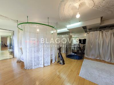 квартира за адресою Музейний пров., 8