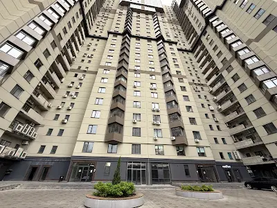 квартира по адресу Андрея Верхогляда ул. (Михайла Драгомирова), 4а
