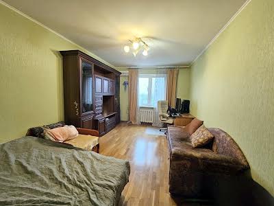 квартира за адресою Григорія Ващенка вул., 1