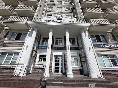 квартира за адресою Дмитра Луценка вул. (Крейсера 