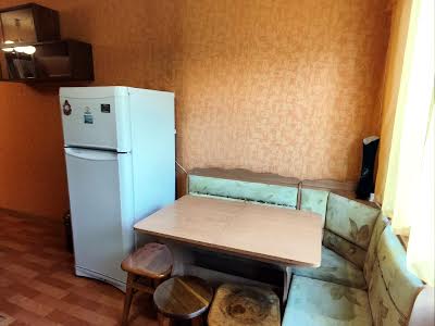 квартира по адресу Гвардейцев-Широнинцев ул., 73