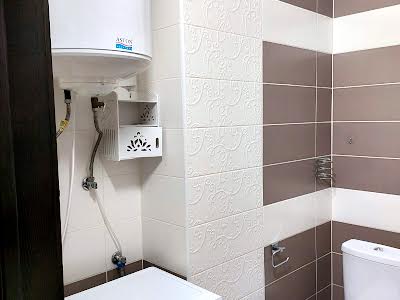 квартира за адресою Воскресенська вул., 18