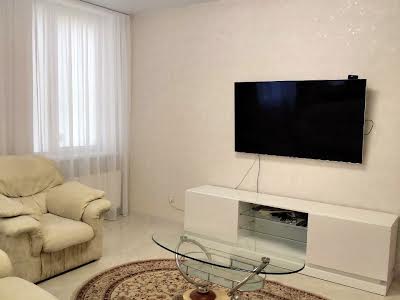 квартира за адресою Регенераторна вул., 4