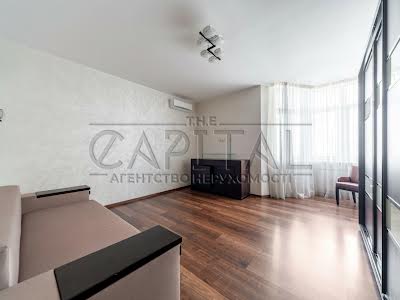 квартира за адресою Коперника вул., 11