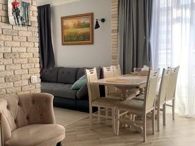 квартира за адресою Сім'ї Кульженків вул. (Петра Дегтяренка), 31-А