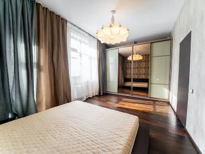 квартира за адресою Пирогова вул., 6-А