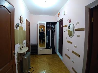 квартира за адресою Миколи Ушакова вул., 14-А
