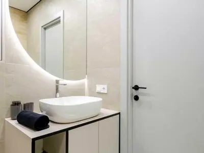 квартира за адресою Озерна, 27а