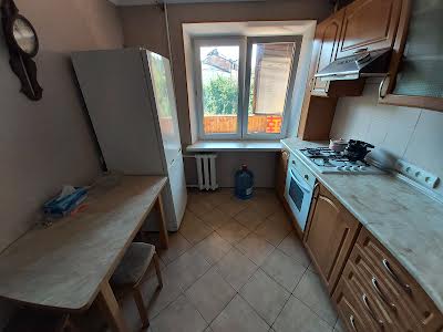 квартира за адресою Київ, Варязький пров., 10