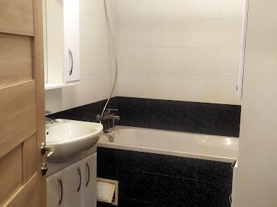 квартира за адресою Бориса Гмирі вул., 17