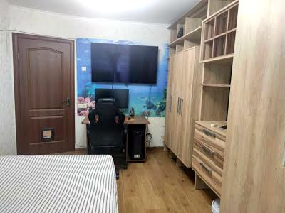 квартира за адресою Дегтярівська вул., 11